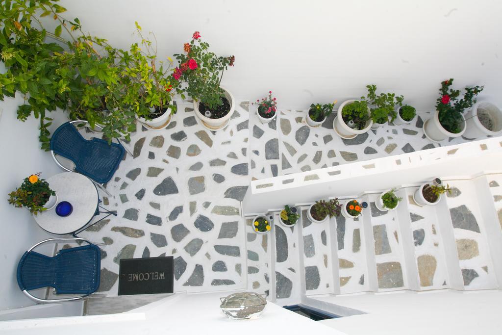 Livadi  Gorgona Studios מראה חיצוני תמונה