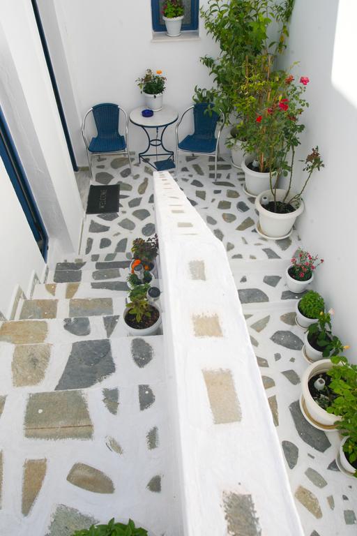 Livadi  Gorgona Studios מראה חיצוני תמונה